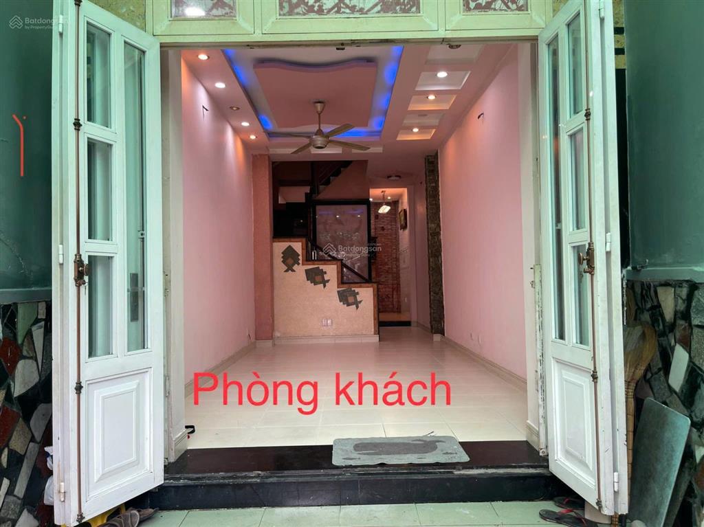 Nhà đẹp q4 tphcm hẻm xe hơi vào