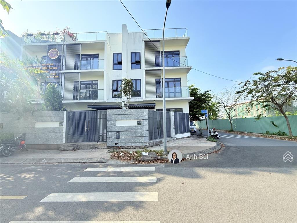 Bán căn góc kdc an phú new city đường đông tây 1 an phú quận 2 dt 143.4 m2 trệt 2 lầu giá 42 tỷ