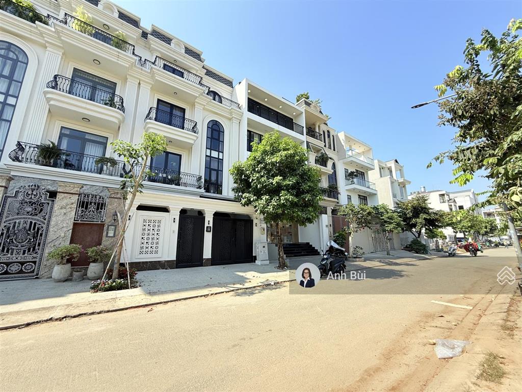 Hàng hiếm mới ra! bán gấp căn nhà kdc tân tạo  dt 7x18(126m2)  chủ thiện chí bán  sổ hồng riêng