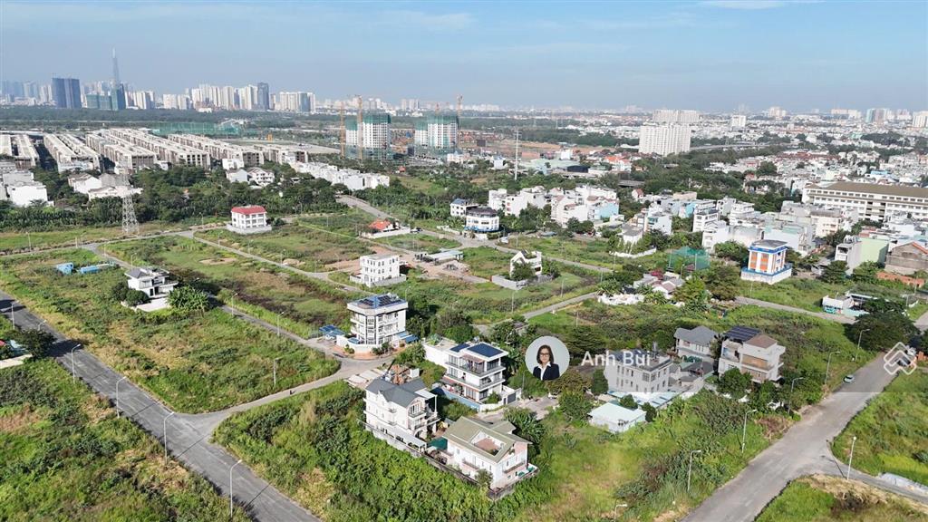 Giá hời! lô biệt thự mặt sông kdc phú nhuận. không bị đối nhà. hướng đông nam mát đường 16m cực đẹp