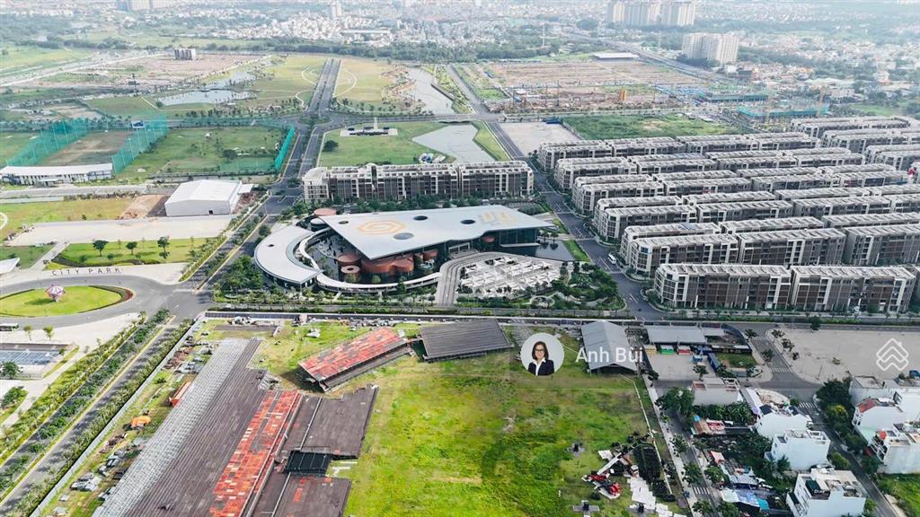 Giá hời! lô biệt thự mặt sông kdc phú nhuận. không bị đối nhà. hướng đông nam mát đường 16m cực đẹp