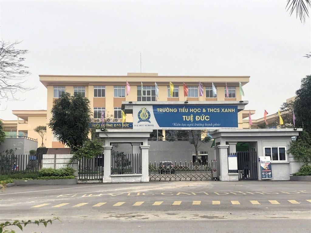 Bán liền kề thanh hà trục chính đường 25m khu b, giá chỉ 150tr/m2 kinh doanh sầm uất, đông dân cư