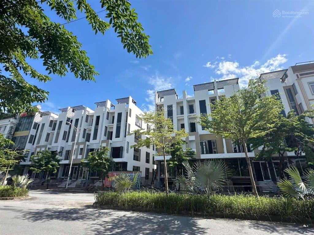 Bán liền kề b1.4 lk 25 giá 73 tr/m2 100m2 chuẩn pháp lý hdmb khu thanh hà cần tiền gấp 0924 087 ***
