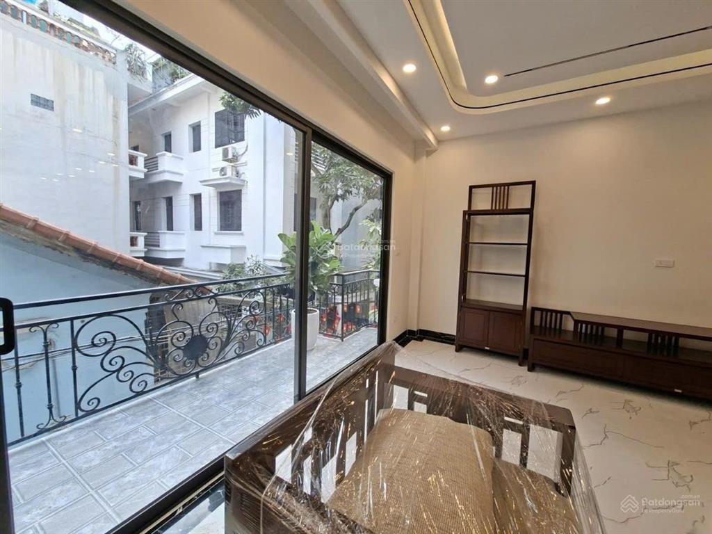 [nguyễn văn cừ] 85m2  19.9 tỷ  gara 2 ô tô  6 tầng thang máy  sổ vuông đẹp