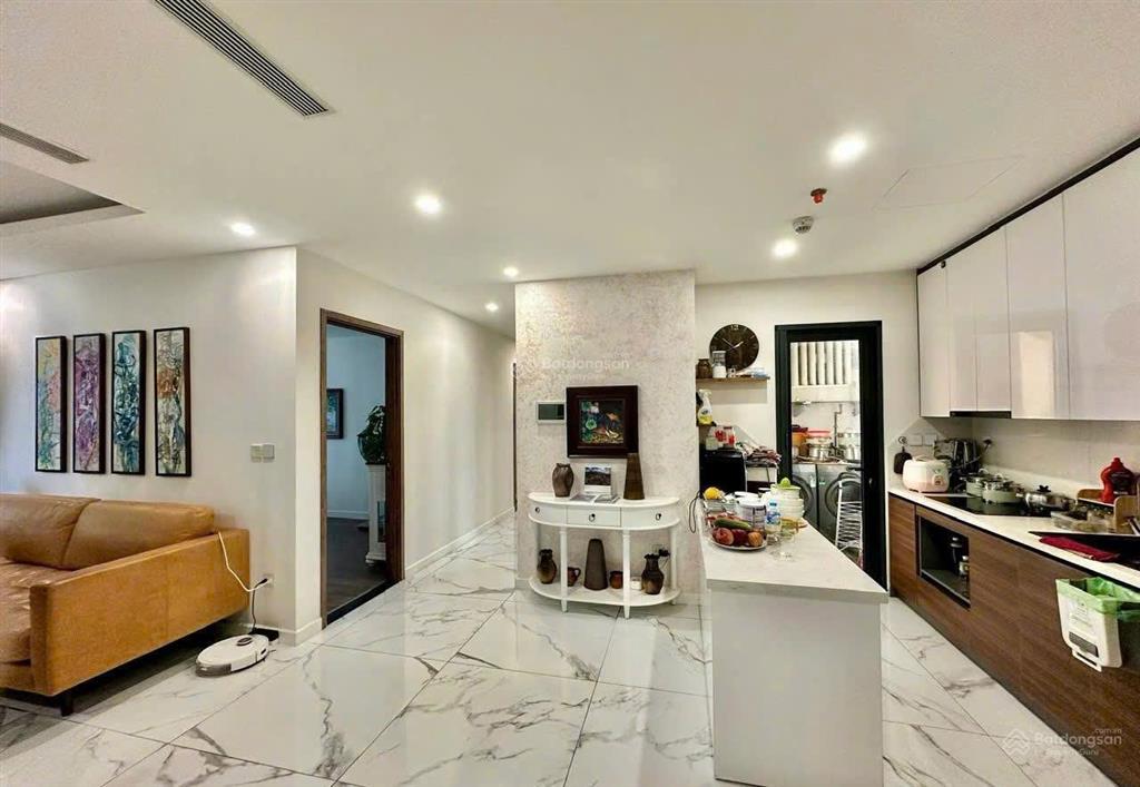 Chính chủ bán căn hộ sunshine city, 105m2, 12,9 tỷ, view toàn cảnh ciputra, sông hồng, hồ tây