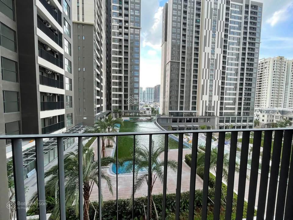 Con đi du học cần bán căn góc 2pn victoria village bán nhanh tuần này 73,5m2 cần trong tuần này