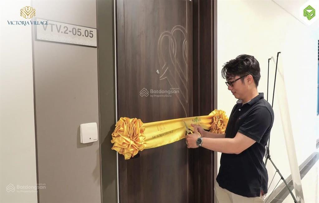 Cần tiền bán gấp thu hồi vốn căn 2pn, 69m, nội khu, view biệt thự đẹp.