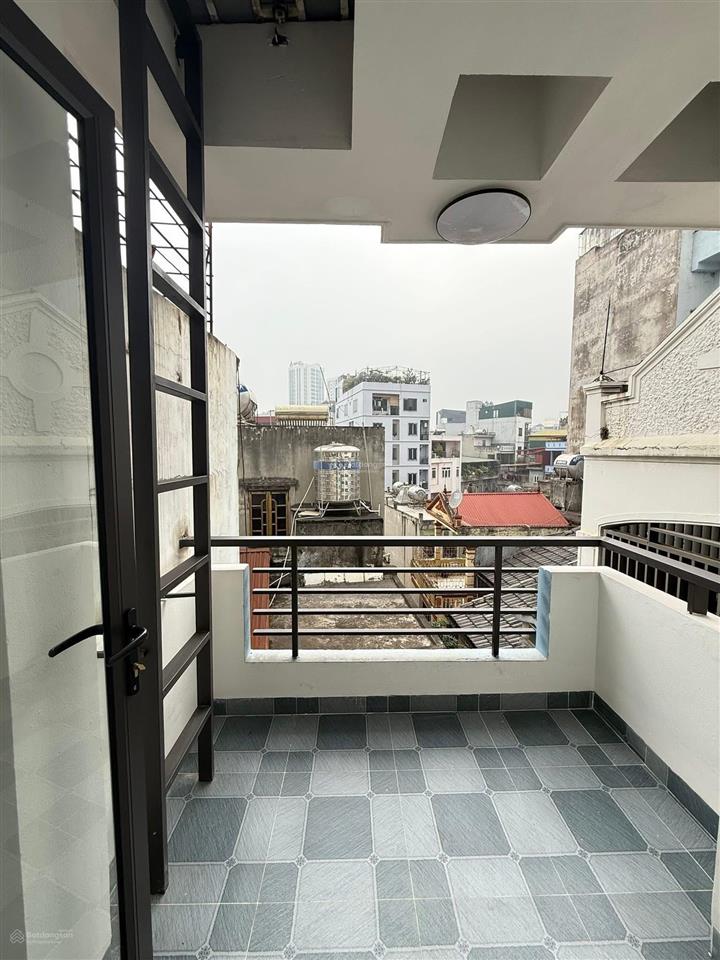 Chính chủ 100% bán căn nhà 5 tầng lê đức thọ, phường cầu giây, nhà mới, nội thất hiện đại, hơn 9 tỷ