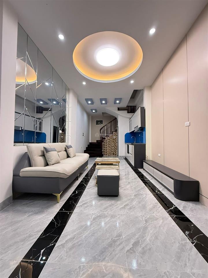 Chính chủ 100% bán căn nhà 5 tầng lê đức thọ, phường cầu giây, nhà mới, nội thất hiện đại, hơn 9 tỷ