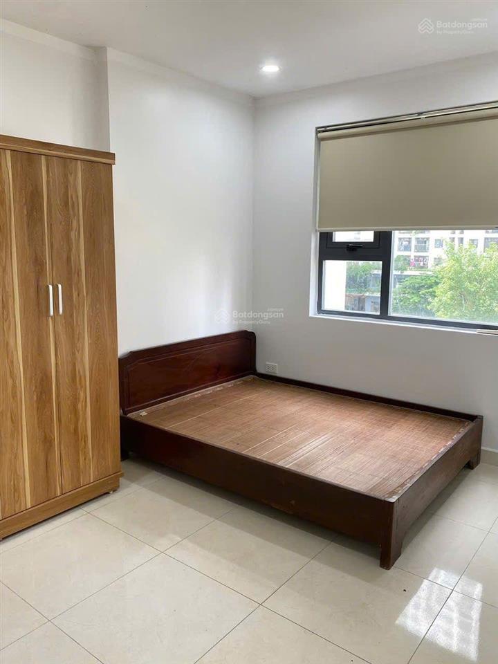 Chính chủ bán căn hộ lô góc ecohome 1, diện tích 70m2, 2pn + 2wc, giá 4.05 tỷ, sổ đỏ sang tên ngay