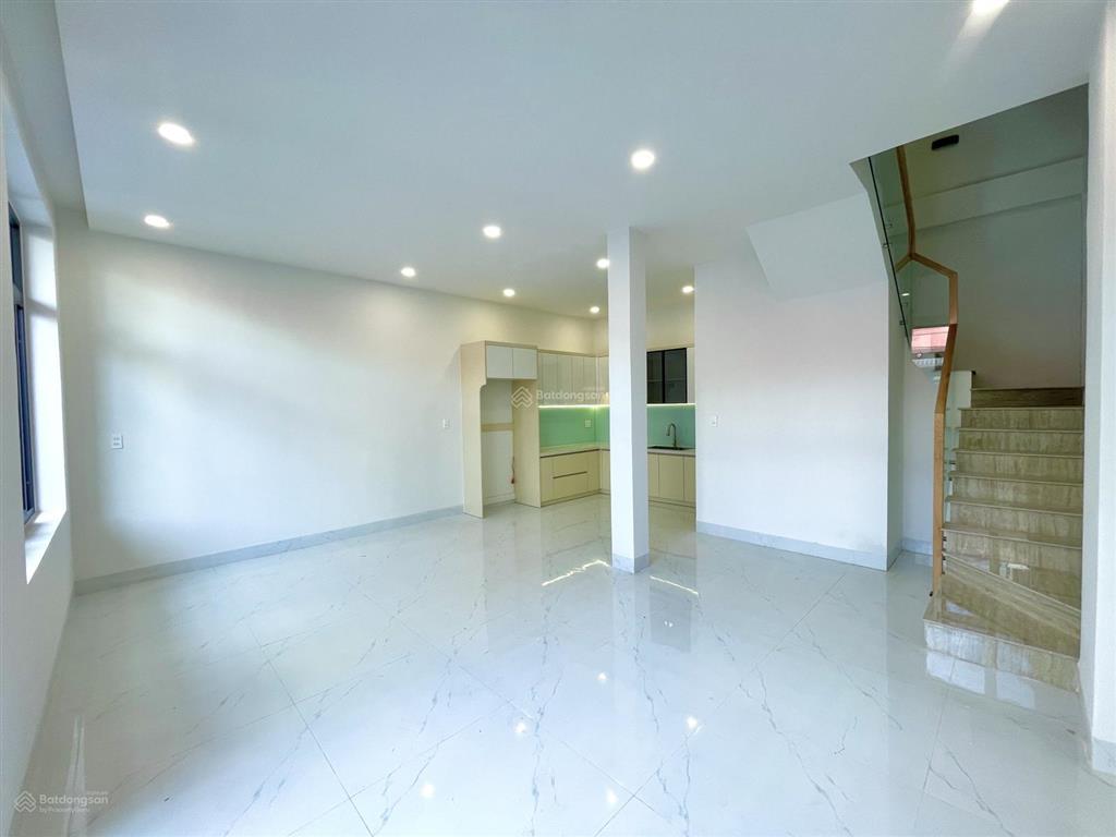Kẹt tiền cần bán căn nhà 5 tỷ 350 triệu ngay khu du lịch tháp bà cách biển 300m