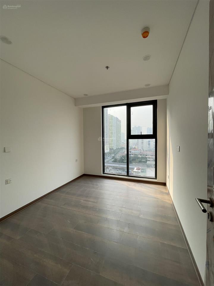 Bán căn góc 3pn  96m2, 50 năm, view chéo hồ. giá 5,8 tỷ