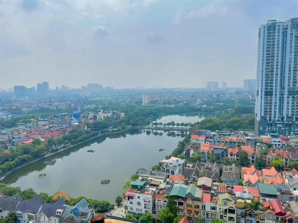 Bán căn góc 3pn96m2. loại hình 50 năm. grand sunlake. giá 5,6 tỷ