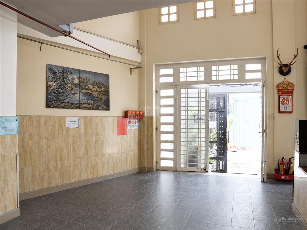 Chính chủ cần bán tòa nhà khách sạn 4t quận bình thạnh dt 140m2, 18 phòng, hẻm ô tô, giá 25 tỷ tl