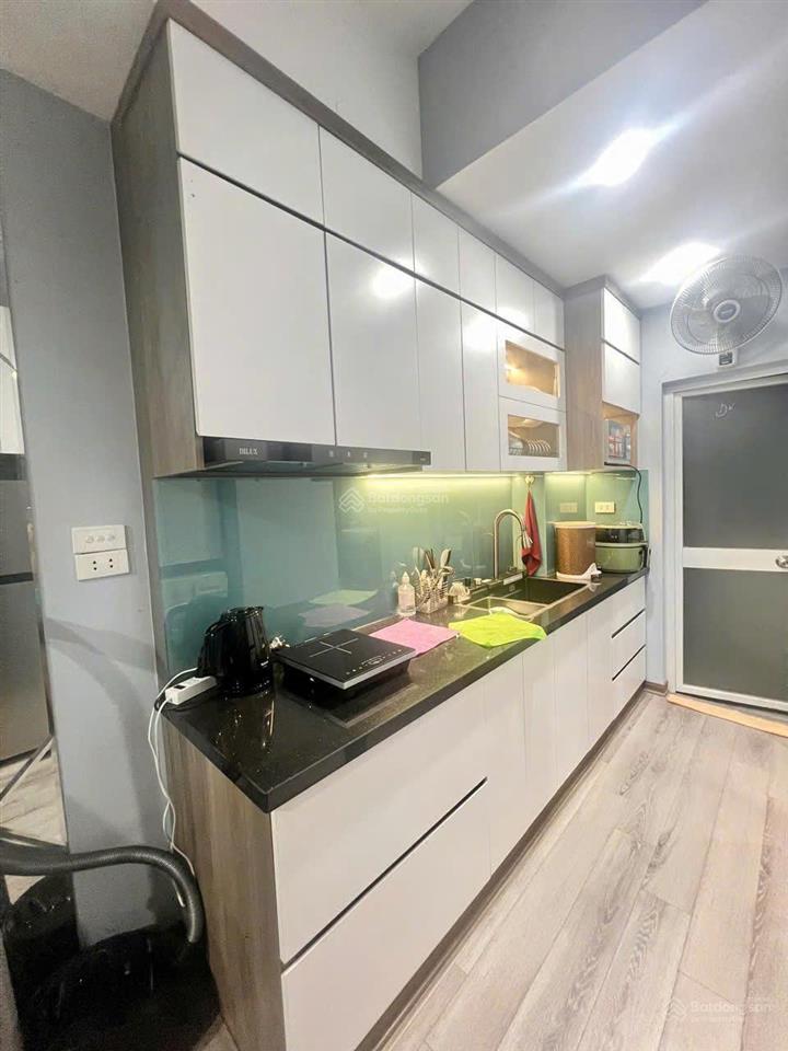 Bán gấp căn studio the garden mễ trì 42m2 ban công đông nam giá 4,8 tỷ