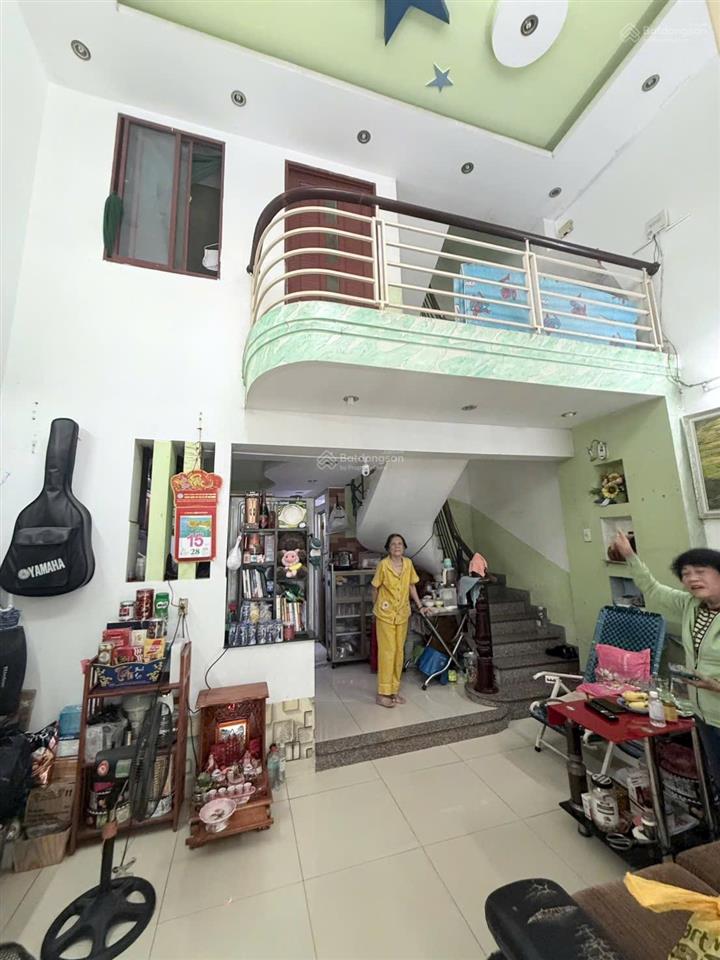 Hàng thơm (5x10) đường quang trung phường 14 gò vấp