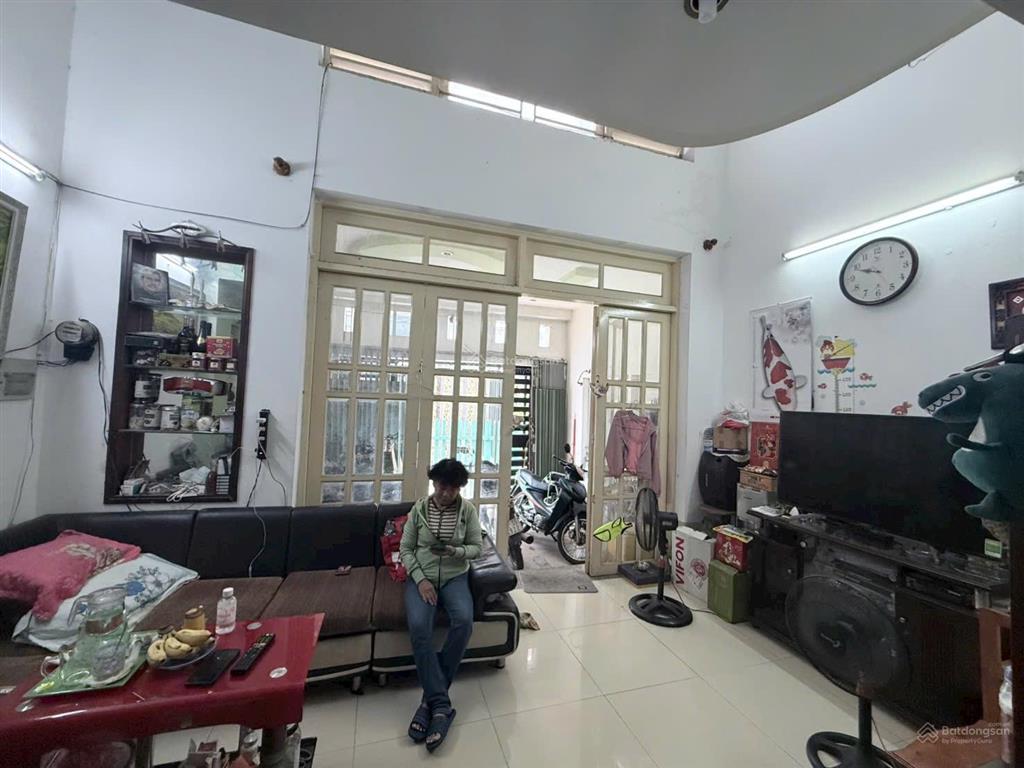 Hàng thơm (5x10) đường quang trung phường 14 gò vấp