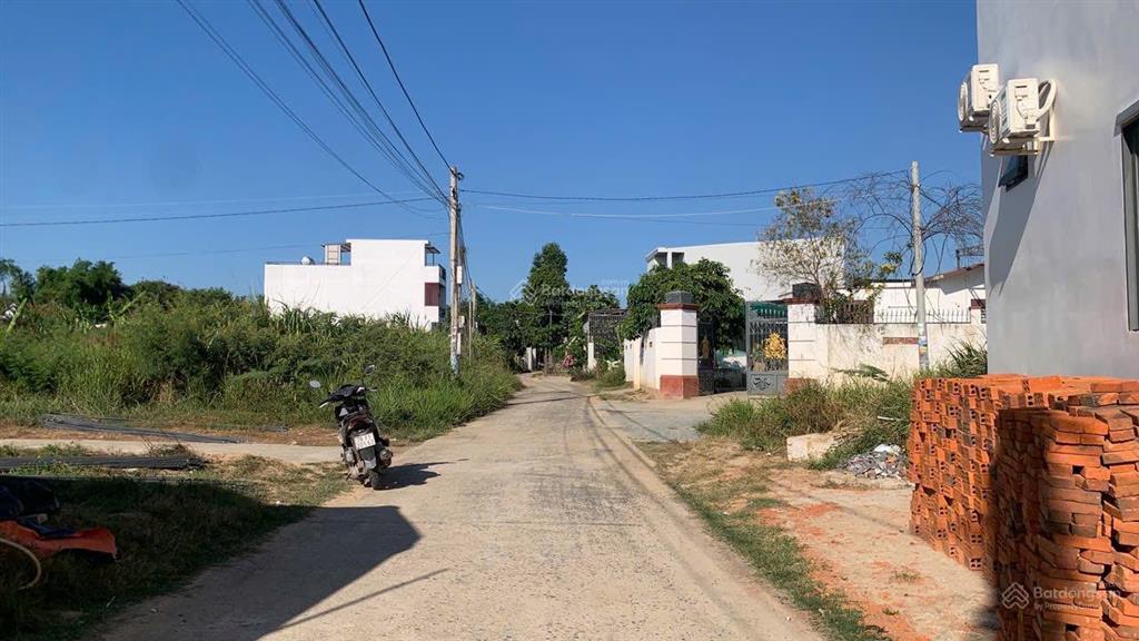 Bán đất diên an . diên khánh . cạnh kđt phú ân nam. lô góc đường 5m . 75,5m thổ cư giá 1ty680
