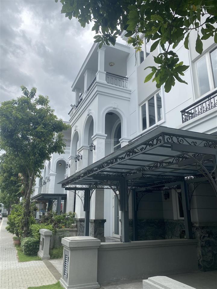 Cho thuê nhà phố vườn phodong village  sol villas quận 2 | nội thất đầy đủ. hotline 0908 137 ***