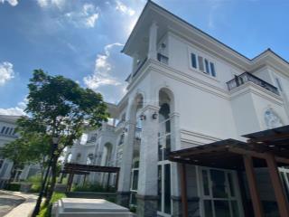 Bán biệt thự đơn lập sol villas 327m2 giá tốt 33 tỷ nằm trong phodong village q2  đt 0908 137 ***