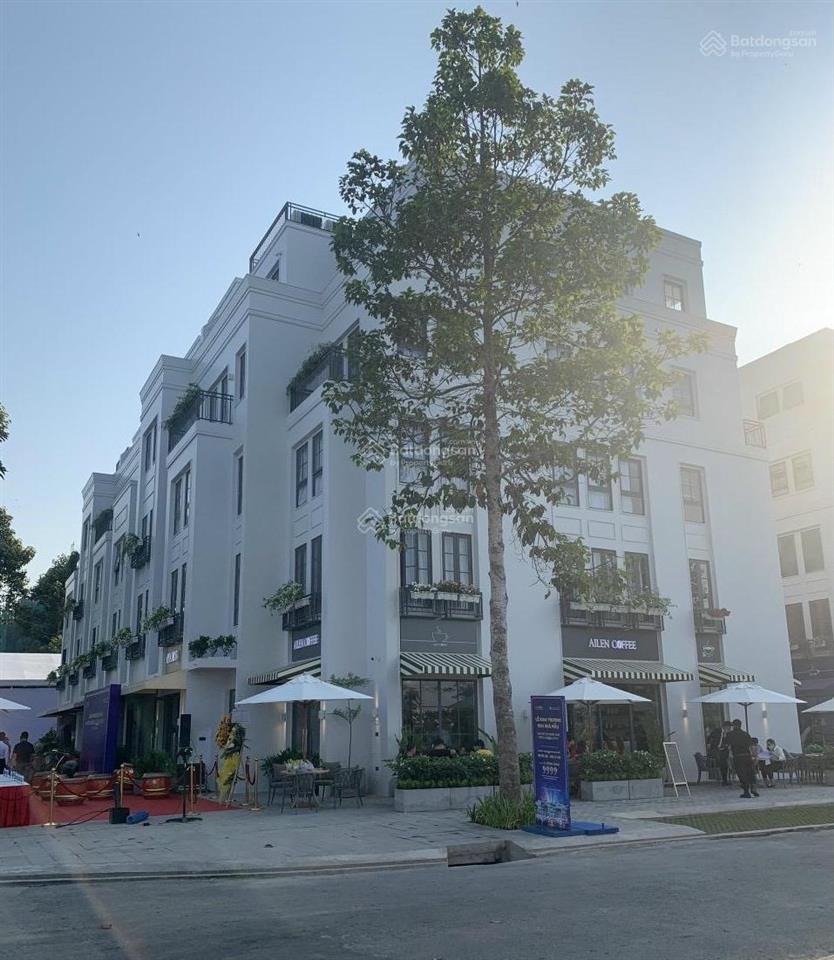 Chính chủ bán đất 136m2 dự án stella mega city trung tâm tp cần thơ. giá đầu tư 23 triệu/m2/4 nền