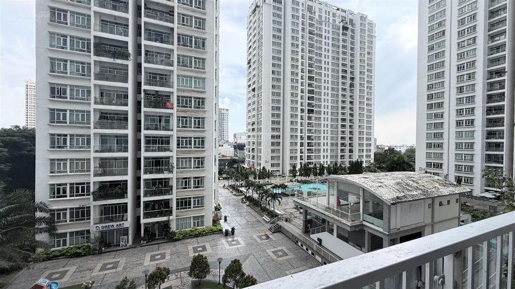 Bán nhanh căn hộ new saigon  hagl3 126m, full nội thất giá chỉ 5 tỷ 3 có sổ.  0908 137 ***