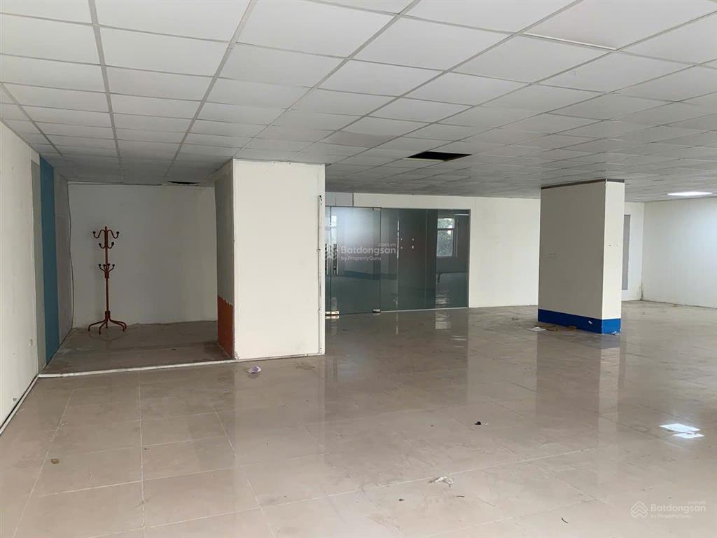 Cho thuê văn phòng tầng 2 tòa nhà 25 lạc trung