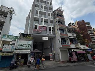 Chuyển nhượng tòa chdv tốt nhất quận 1. dtsd 1380m2. dòng tiền đều 250tr/tháng