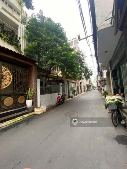 Bán nhà mặt tiền nội bộ đường lý thường kiệt. dt 8*17m. cách quận 10 chỉ 5 phút di chuyển