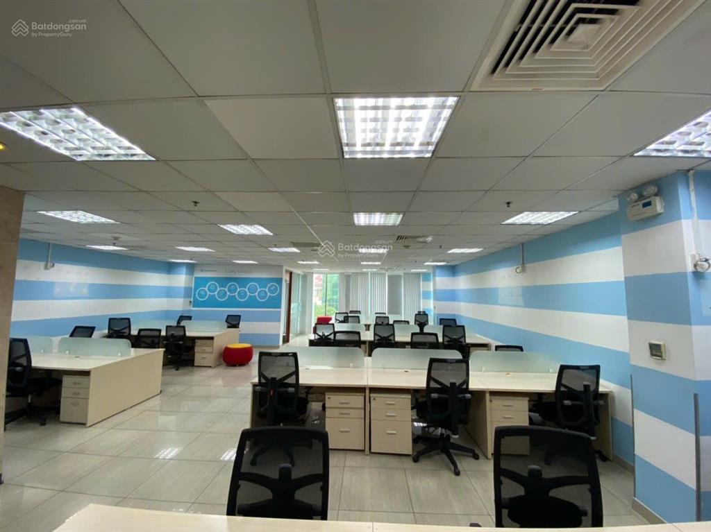 Building 2 mặt tiền trước sau đường cộng hòa, kc 2 hầm, 11 tầng nổi. hđt 500 triệu/th (roi 3,5%)