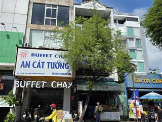 Bán nhà mặt tiền lớn đường sư vạn hạnh, p.12, quận 10. dt 8,2*15m. hđt 100tr/th