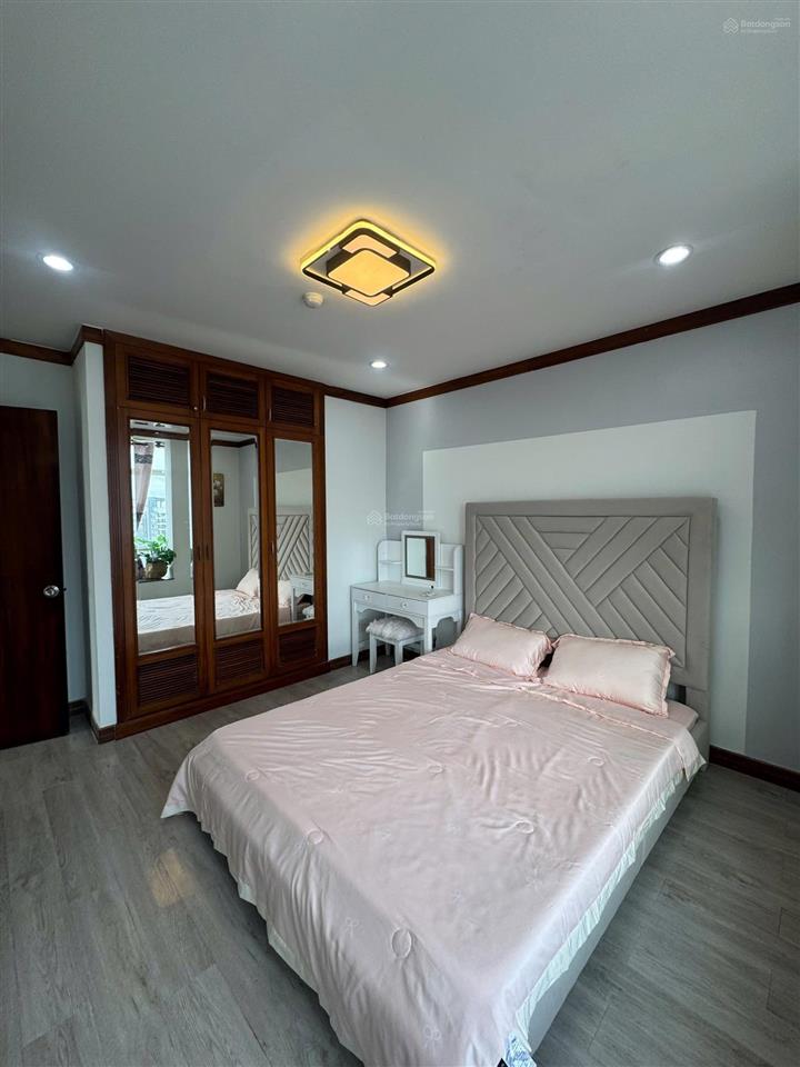 Căn hộ chính chủ cần bán nhanh 3pn, giá tham khảo tốt trong khu vực, 4,650 tỷ.  0932 011 ***