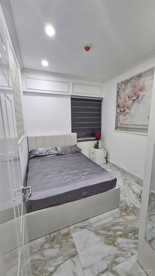 Saigon south bán căn hộ 2pn, dt 71m2, giá 6 tỷ.  0932 011 ***