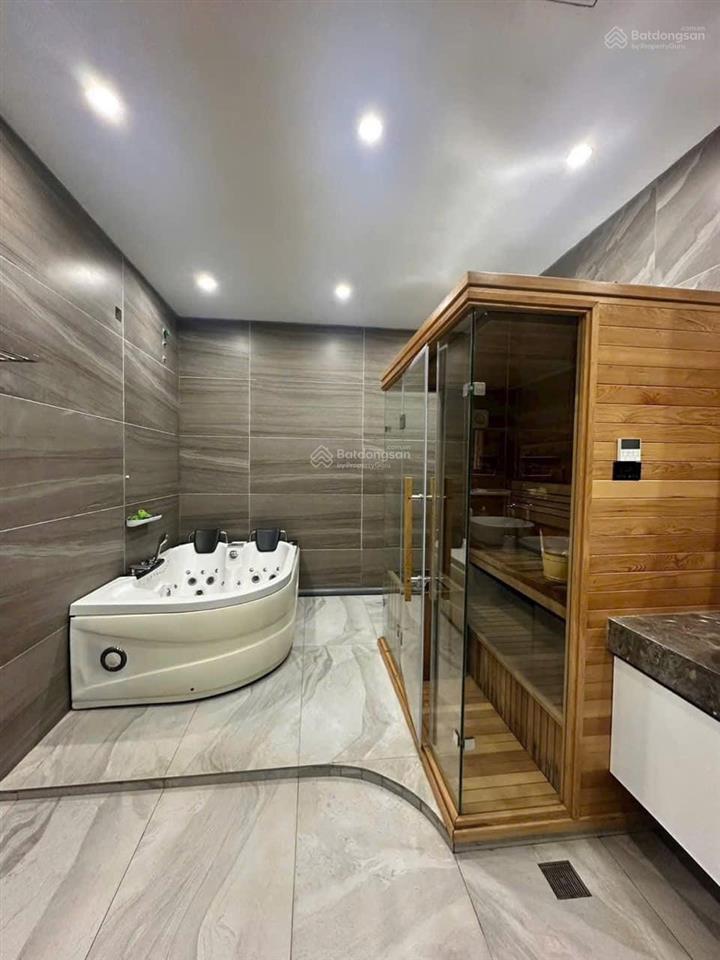 Bán nhà phố quán thánh 6 tầng ô tô cách 3m full công năng 3 tỷ