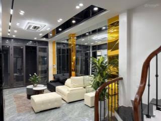 Bán nhà phố quán thánh 6 tầng ô tô cách 3m full công năng 3 tỷ