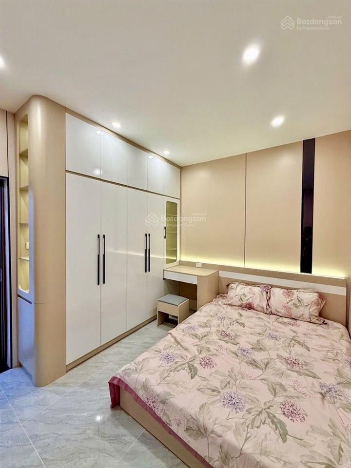 Bán nhà tt quỳnh mai, hai bà trưng 95m2, ô tô đỗ cửa, nhỉnh 4 tỷ
