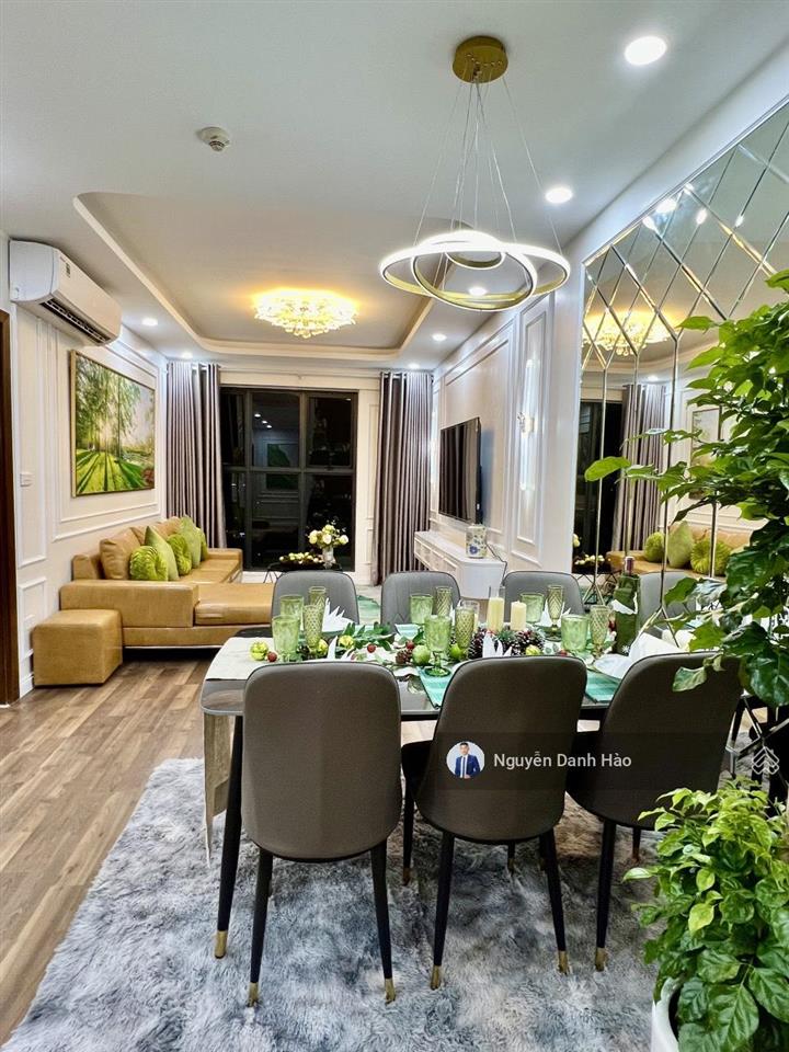 Cần tiền bán gấp căn hộ, giá thương lượng mạnh  3pn 80m2 30t cầu giấy sẵn sổ giao dịch ~ 6.2 tỷ