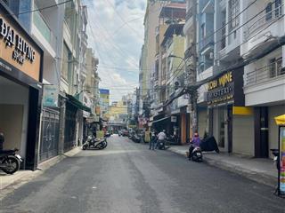Cho thuê văn phòng lầu 1 giá 12 triệu/tháng