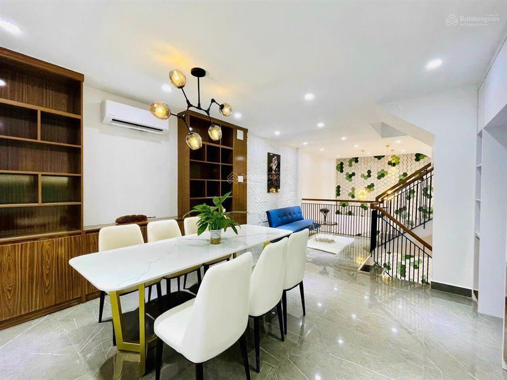 Cho thuê nhà hxt 1 trệt lửng 3 lầu st full nội thất nguyễn văn lượng p10 gò vấp có thang máy