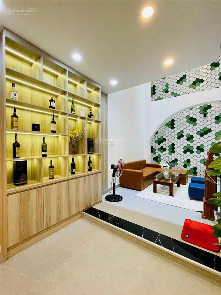Cho thuê nhà hxt 1 trệt lửng 3 lầu st full nội thất nguyễn văn lượng p10 gò vấp có thang máy