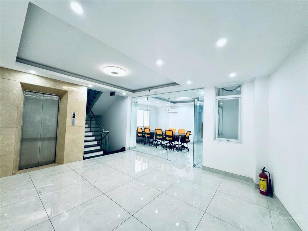 Cho thuê vp full nội thất cao cấp