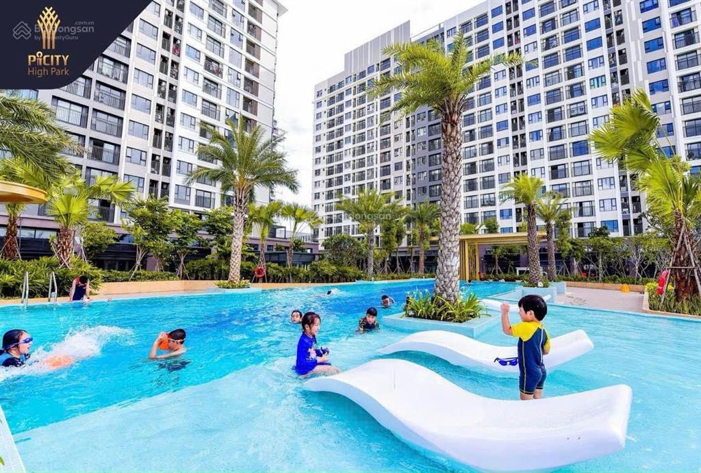 Nhà y hình, full nội thất sang trọng, đẳng cấp