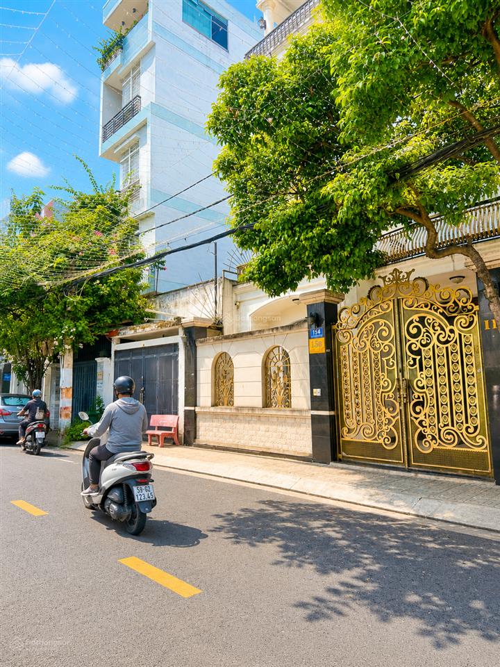 Chỉ 11 tỷ. sở hữu nhà 3 tầng mặt tiền nguyễn trường tộ gần trương vĩnh ký, q. tân phú.