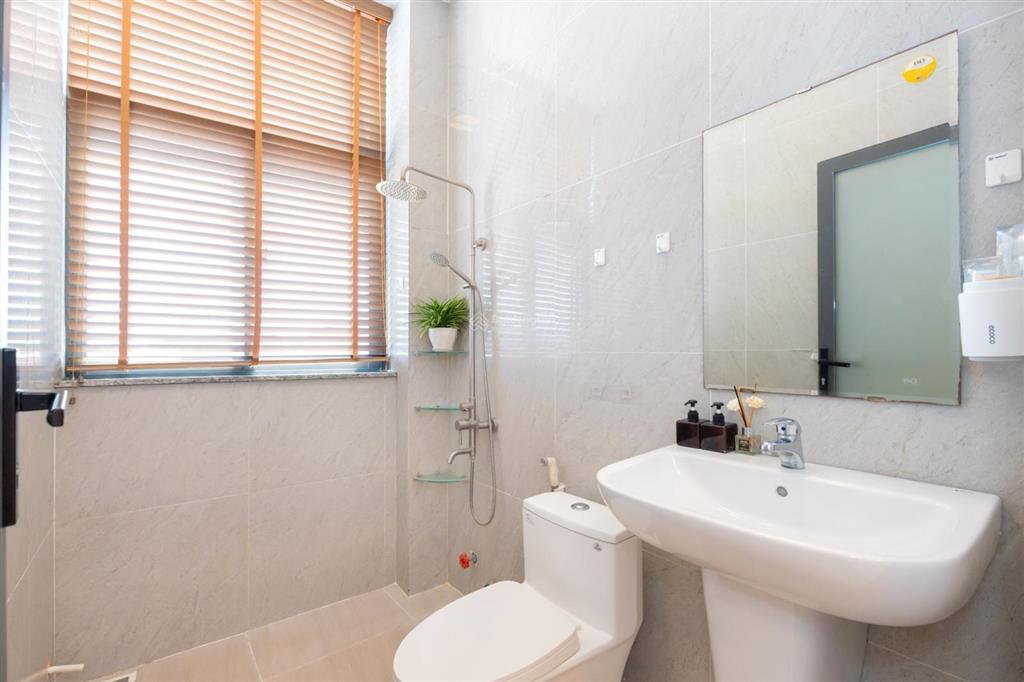 Cho thuê chung cư mini tại 11 lê văn tám ( 200m2) 22tr hàng hiếm giá siêu hời