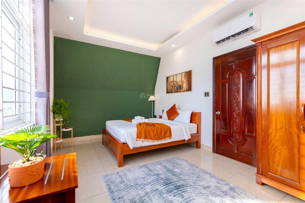 Căn hộ 1 phòng ngủ riêng (70m2) full nội thất