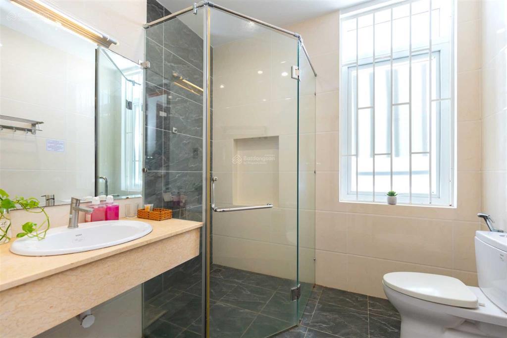 Căn hộ 1 phòng ngủ riêng (70m2) full nội thất