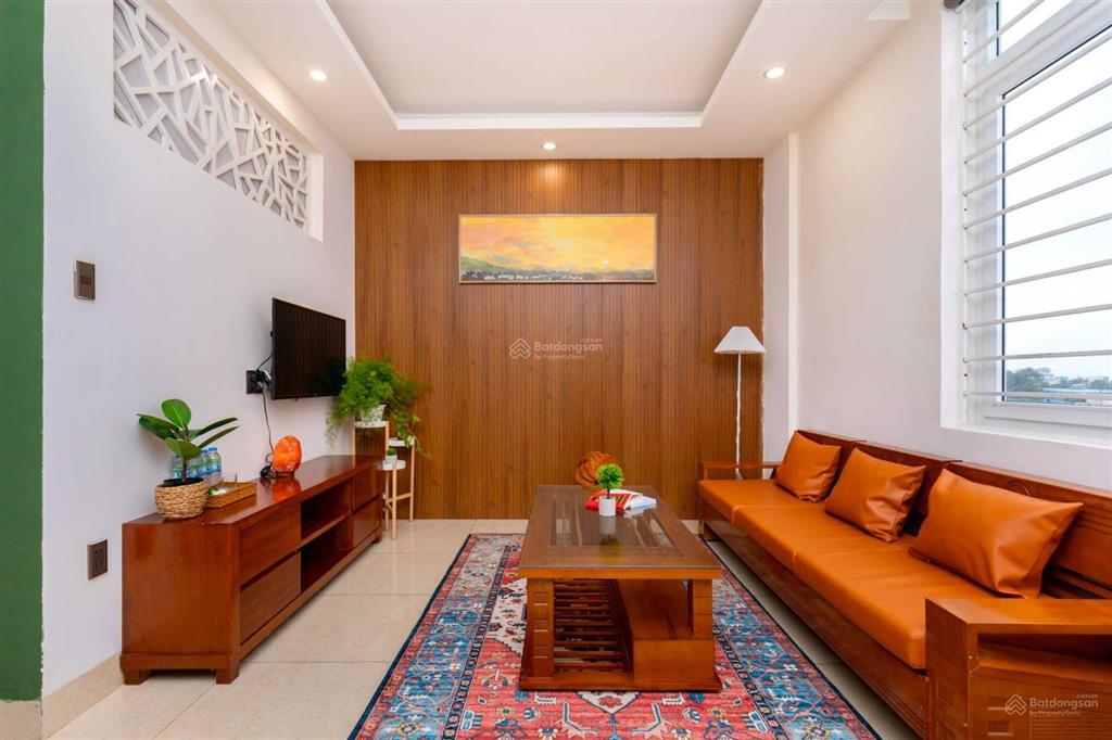 Căn hộ 1 phòng ngủ riêng (70m2) full nội thất