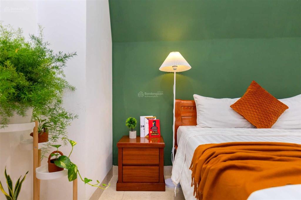 Căn hộ 1 phòng ngủ riêng (70m2) full nội thất