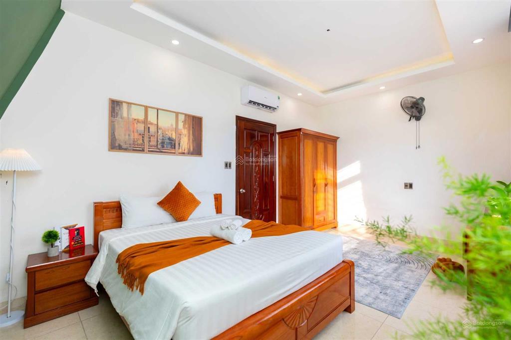 Căn hộ 1 phòng ngủ riêng (70m2) full nội thất
