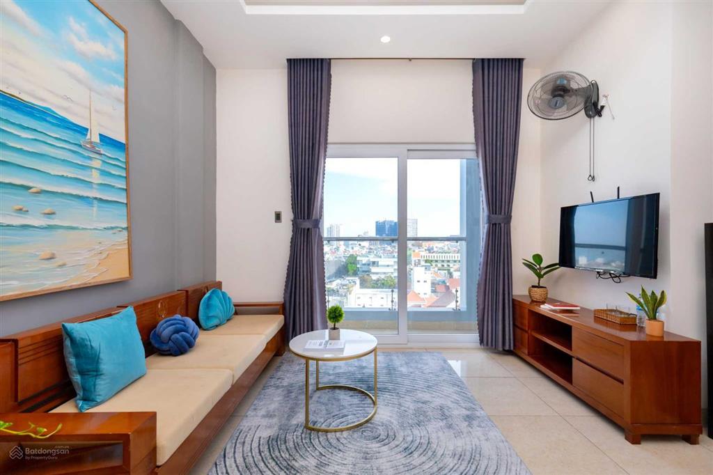 Căn hộ 1 phòng ngủ riêng (70m2) full nội thất